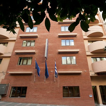 Efplias Hotel Apartments Piraeus Luaran gambar