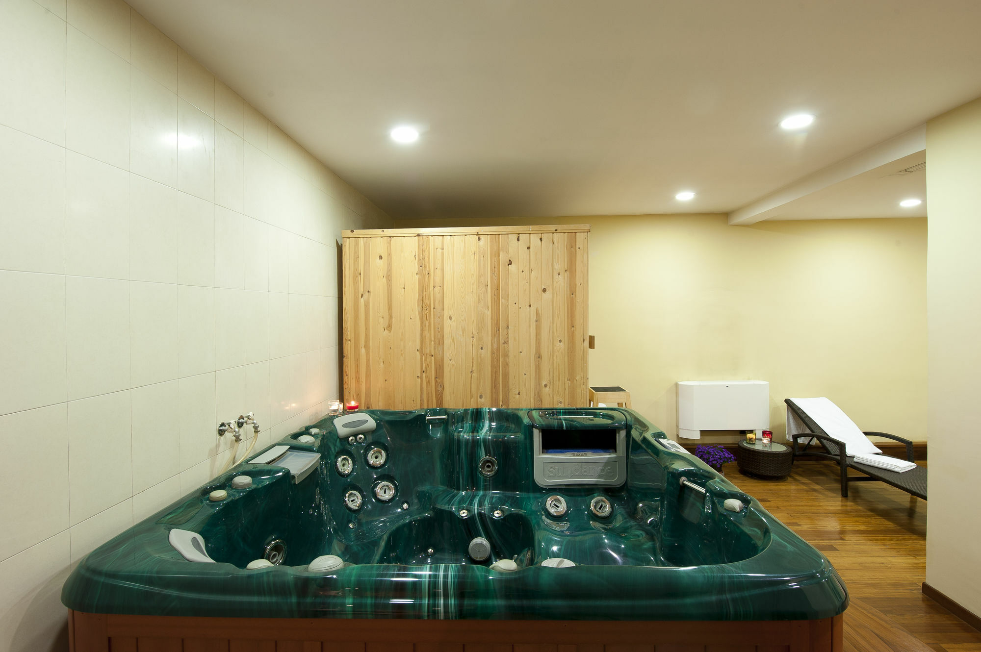 Efplias Hotel Apartments Piraeus Luaran gambar