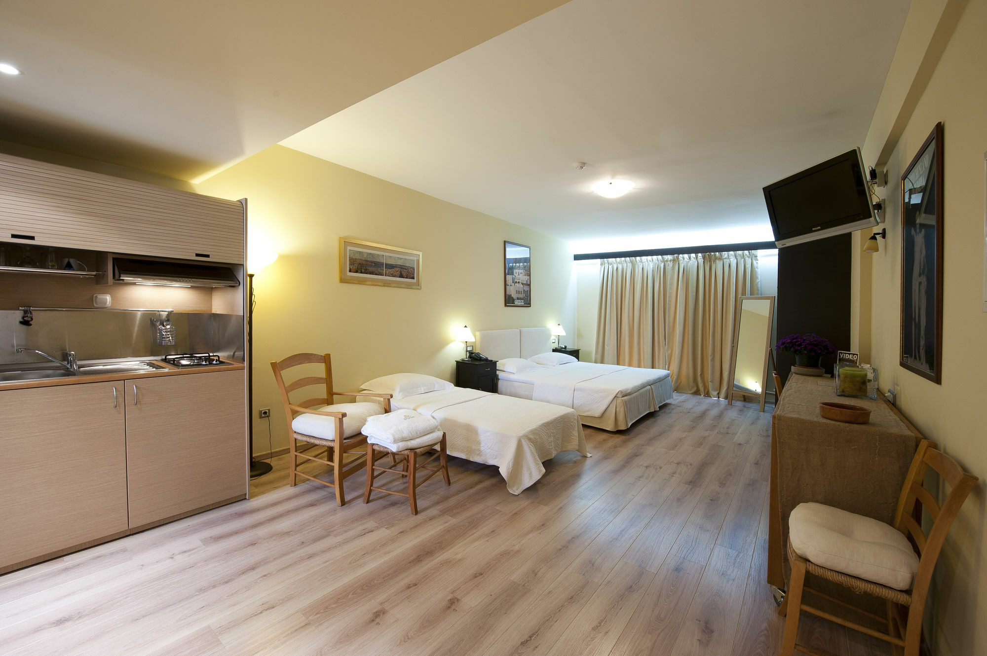 Efplias Hotel Apartments Piraeus Luaran gambar